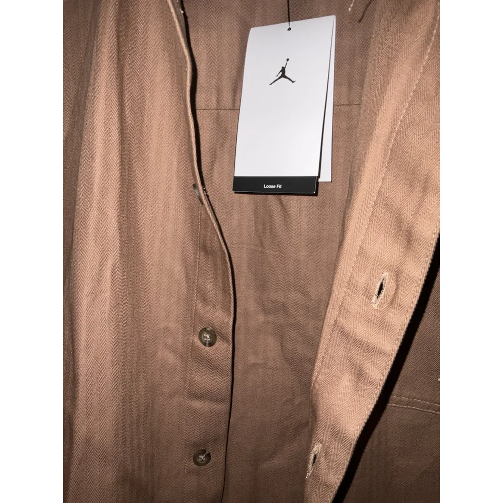 Air Jordan Essentials Button Down Long Sleeve Shirt Men's Brown Medium
